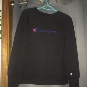 Champion crew neck sweatshirt.